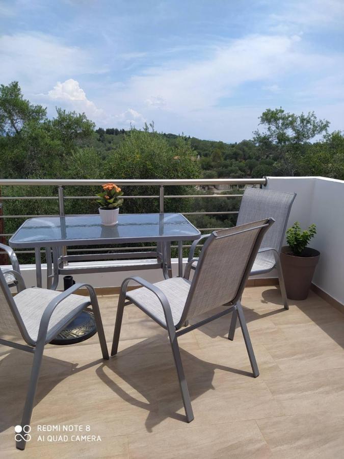 Meraki Apartment Zenempisatika Buitenkant foto